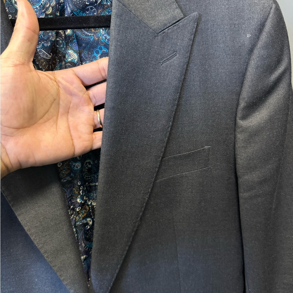 English Laundry Black and Gray Sport Coat with Classic Notched Lapel